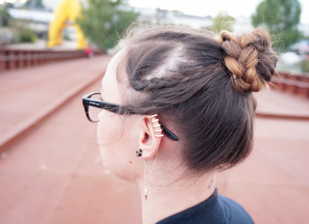 hairstyle bun